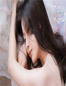 漂亮人妻被老板疯狂进入